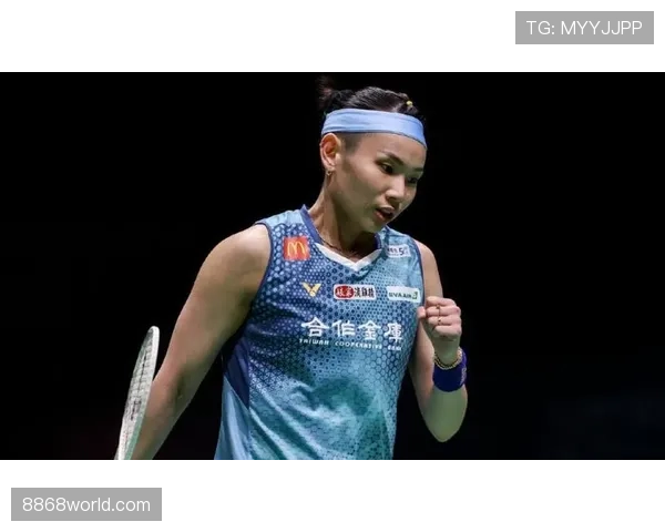 戴资颖打完比赛直接拎爱马仕去吃夜市牛排？